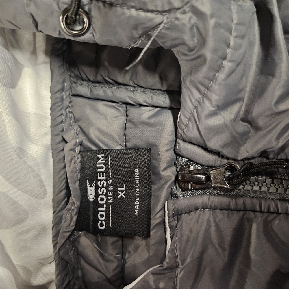 Colosseum Men's Gray Jacket